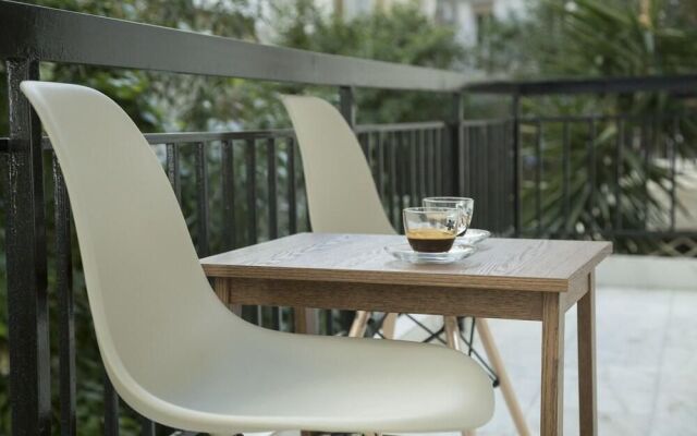 Stylish and Modern Apartment in the Heart of Athens