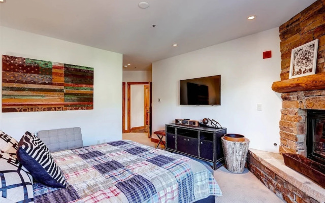 4 Bedroom Condo