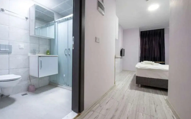 New Blue Izmir Bornova Hotel