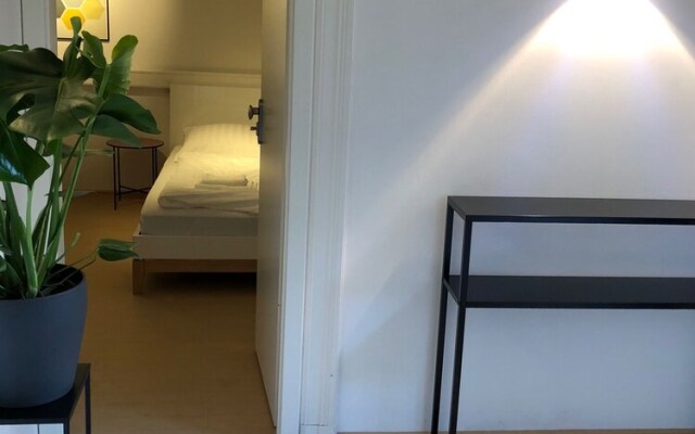 Alster Waterfront City Apartments