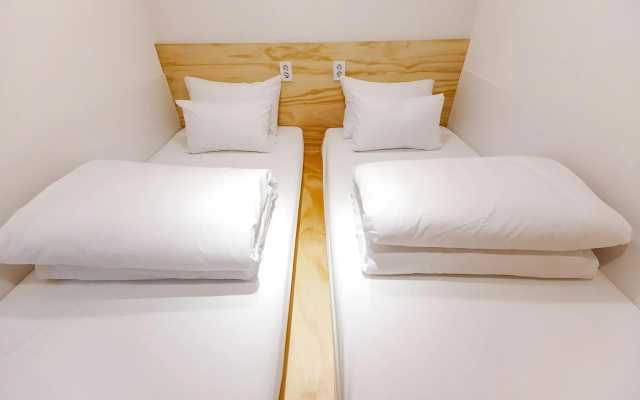 Step Inn Myeongdong 2 - Hostel