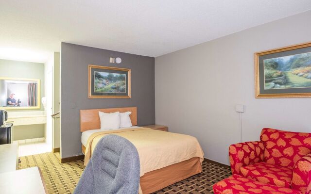 OYO Hotel Phenix City Central