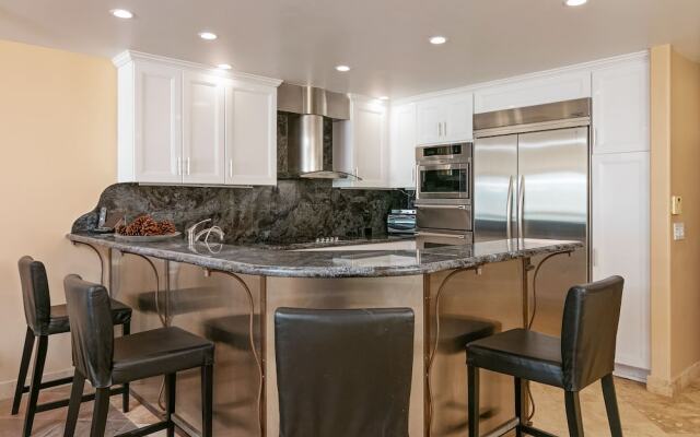 Beachfront Malibu Paradise Home Home