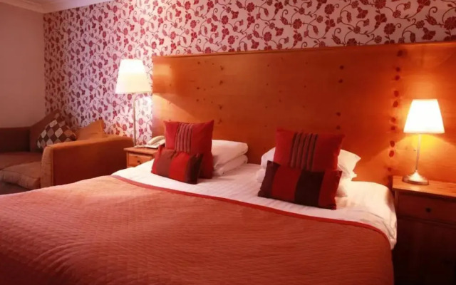 Old Palace Lodge Hotel