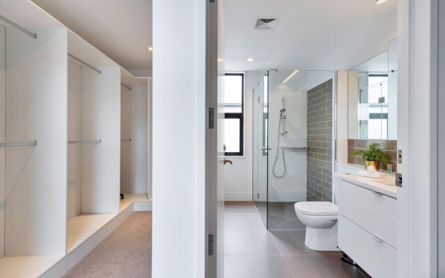 Wonderful Hobsonville Three Bedroom Home
