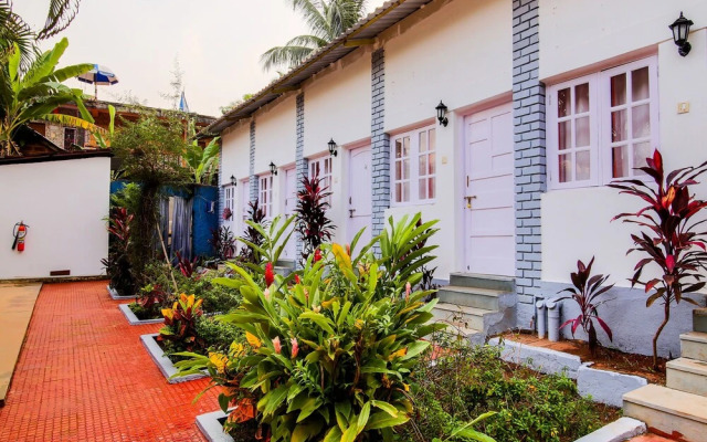 OYO 22056 Arambol Plaza Beach Resort