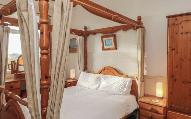 King Arthur Suite