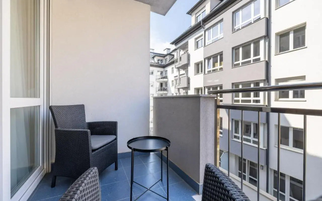 Silver Crown Hotel & Residence