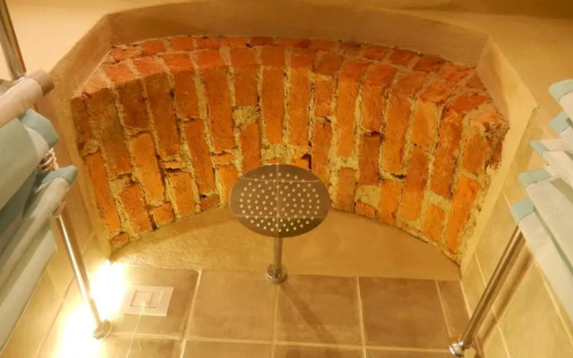 White Lilac romantic B&B adults only