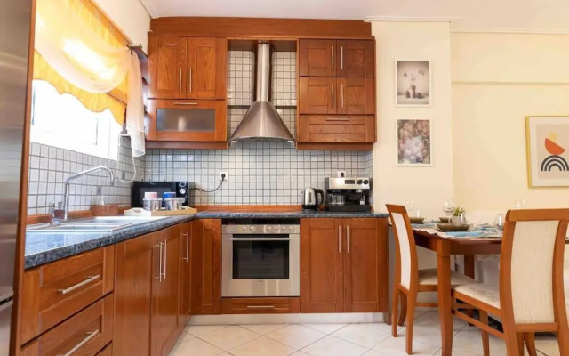 Peristeri 2 BD flat next to metro Agios Antonios