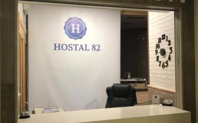 Hostal 82