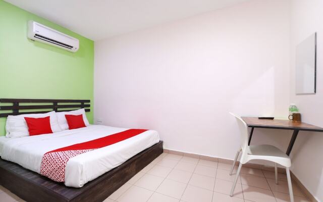 OYO 816 Hotel De Kiara