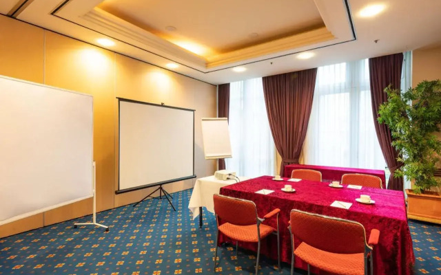 PLAZA Premium Schwerin; Sure Hotel Collection by Best Western