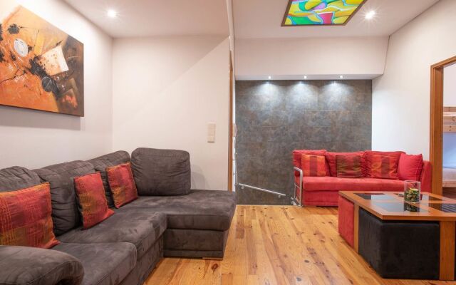 Feel Porto Modern Villa