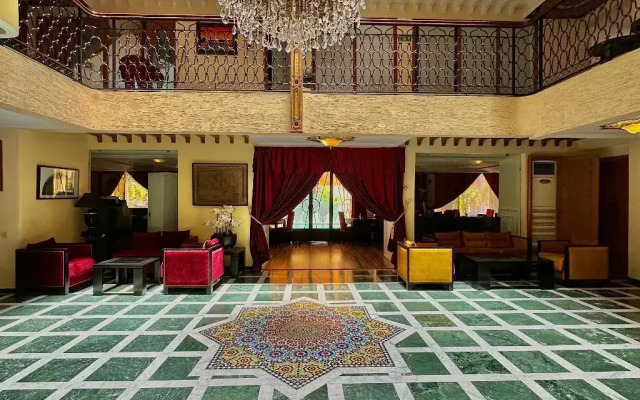 Hôtel Les Trois Palmiers