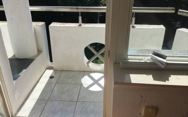 Room With Shared Bathroom