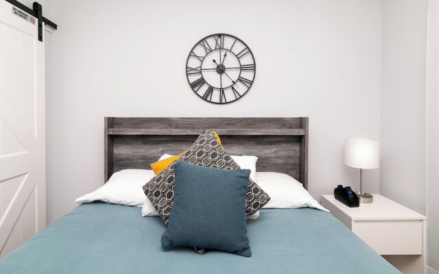 Seminole Heights Retreat #B