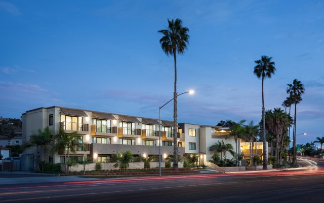 Holiday Inn Express & Suites La Jolla – Windansea Beach, an IHG Hotel