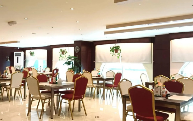 Tourist Hotel