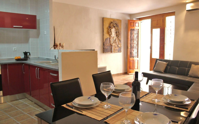 Apartamentos Lonja Sorolla