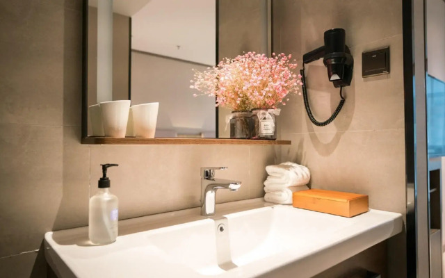 Hanting Hotel Nanchang West Station