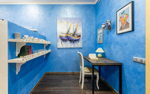 Apartment at Vishnevskogo Street