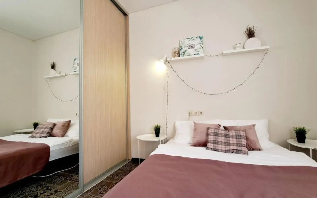 Apartments on Molodogvardeyskaya 2/7a street