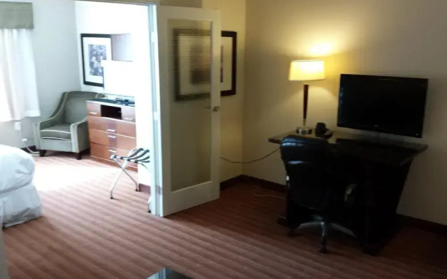 Sigma Inn & Suites Hudson's Hope
