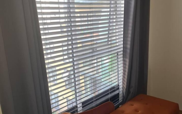 Remarkable 1-bed Apartment in Dartford