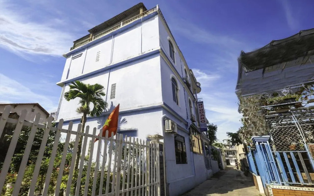 Oyo 718 Nu Hoang