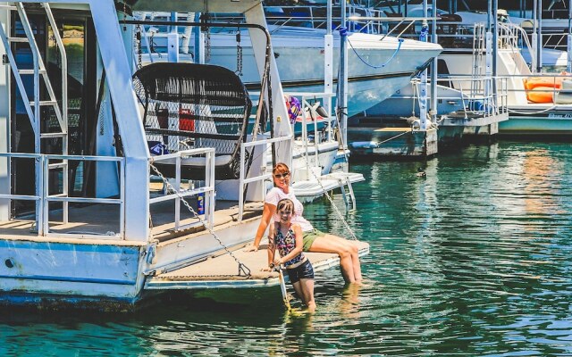 Airstream Houseboat Amazing Lake Travis View