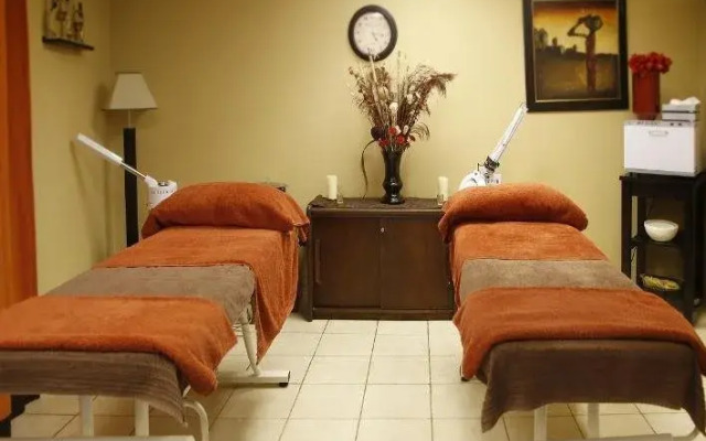 Black Mountain Leisure & Conference Hotel