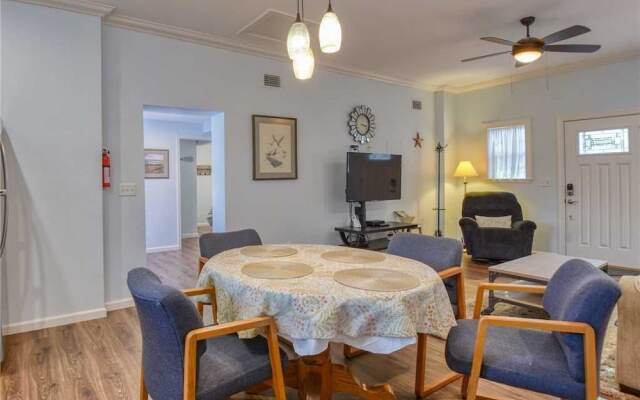 Hidden Villa - Two Bedroom Home