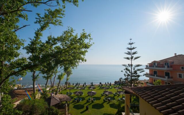 Zarkadis Beach Apartments