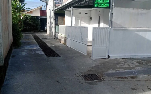 Express O 92303 Homestay Mutiara Wonosobo Syariah