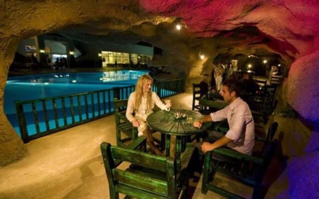Timo Resort