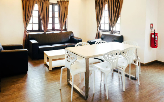 Kertih Damansara Inn