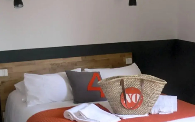 LÎle Ô Château (ex Les Douves)