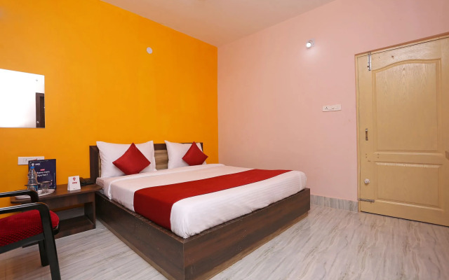 Shibani & Suhani By OYO Rooms