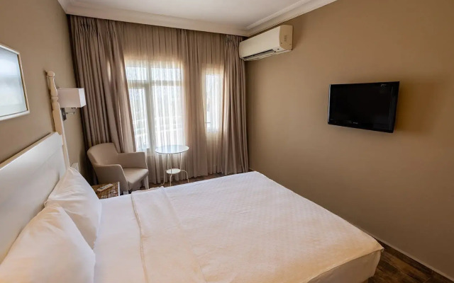 Olbios Marina Resort