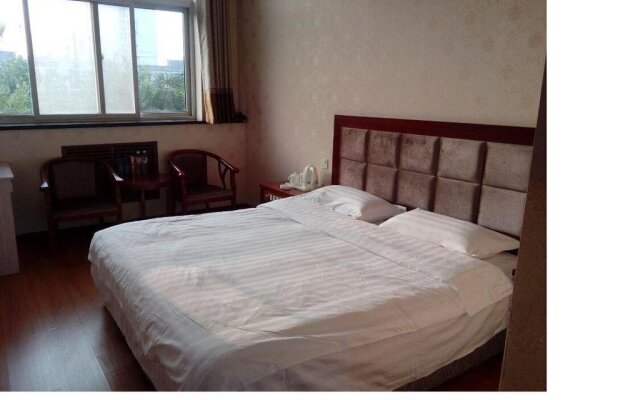 Kuoze Express Inn