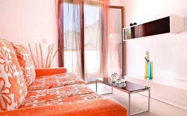 Real de Cartuja Apartaments & Suites