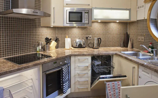 Piccadilly Circus by Capital