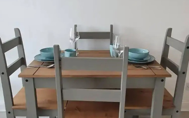 Remarkable Farmhouse House That Sleeps 11