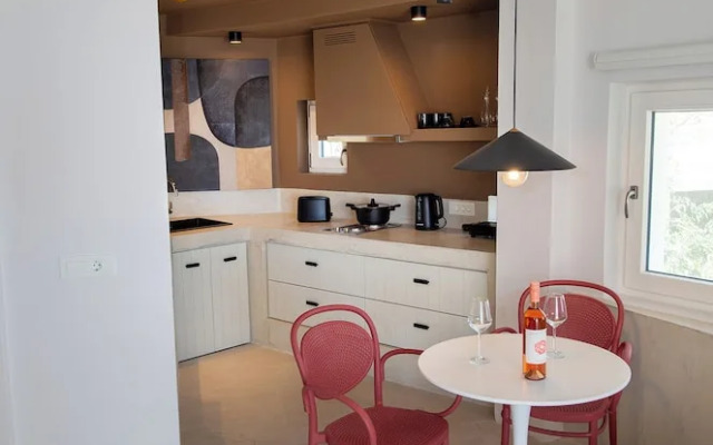 Atria Suites