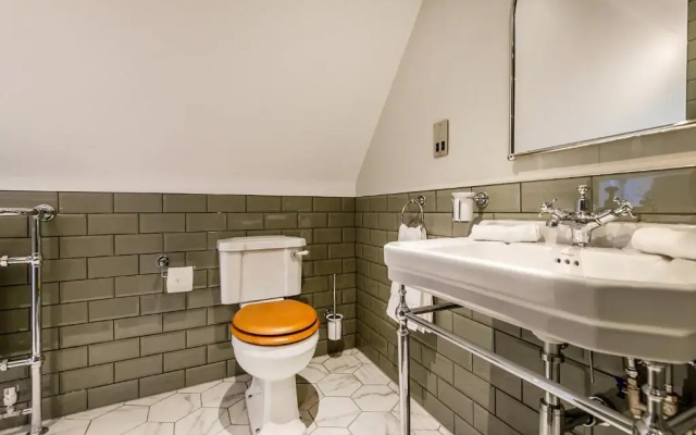 Burnside Hotel