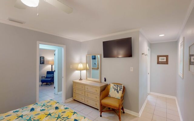 Beachy Sisters A 2 Bedroom Duplex