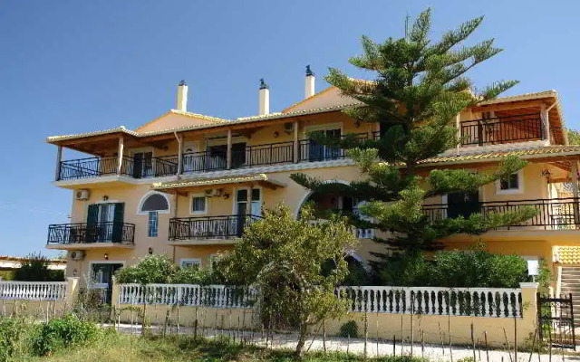 NEFELI House