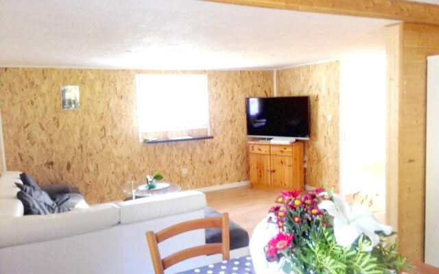 Chalet With 2 Bedrooms in Saint-genest-de-beauzon, With Enclosed Garde