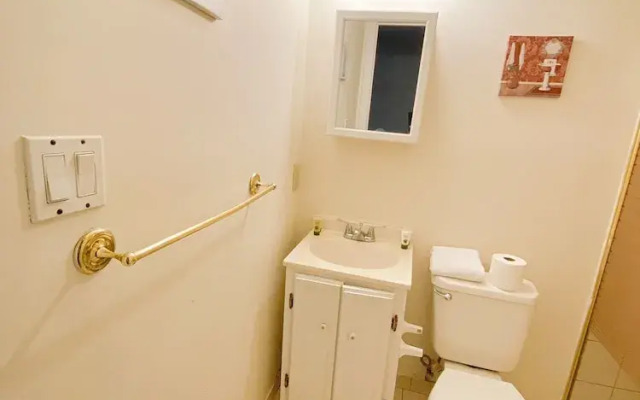 Marion Square Suites